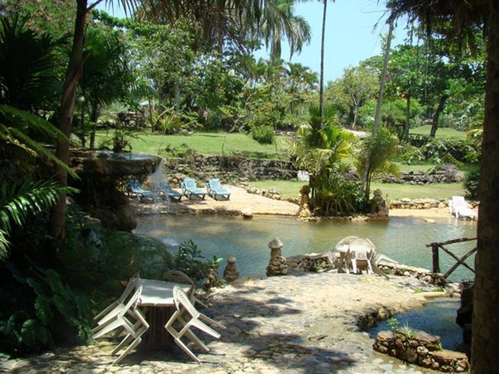 Paraiso Caño Hondo Los Guineos Perdidos Exterior foto